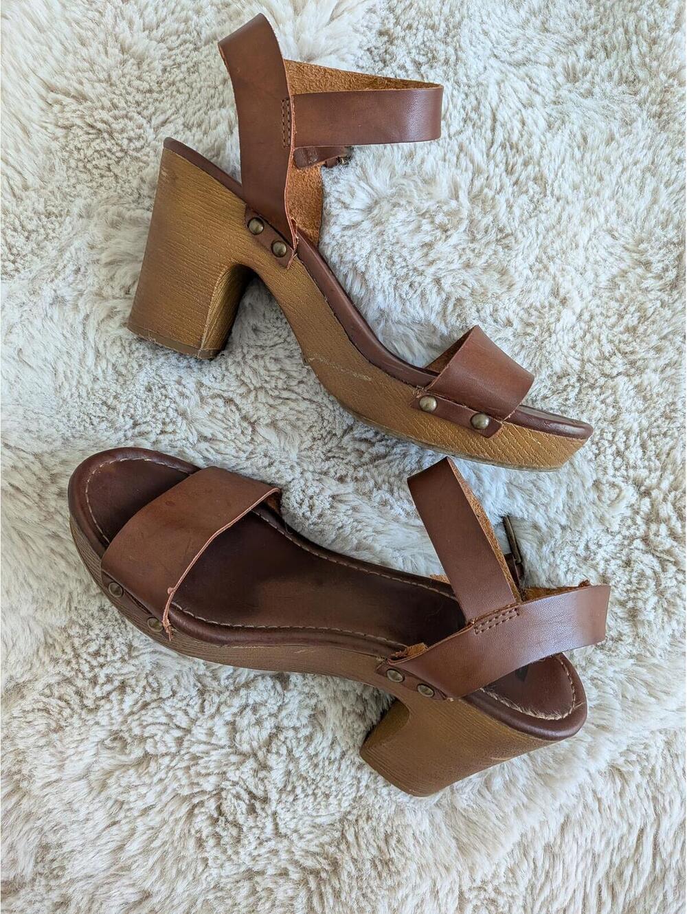 Mia Brown Strappy Wedge Heels sz 7 (note markings) Summer Festival Beach Hot Y2K